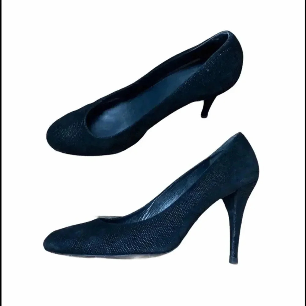 Stuart weitzman black heel size 10